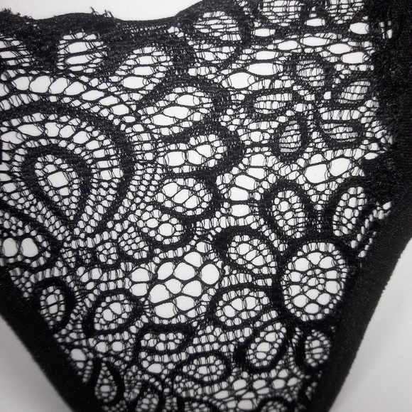 Black Lace Strappy Criss Cross Bralette Panty Set - Picture 6 of 6